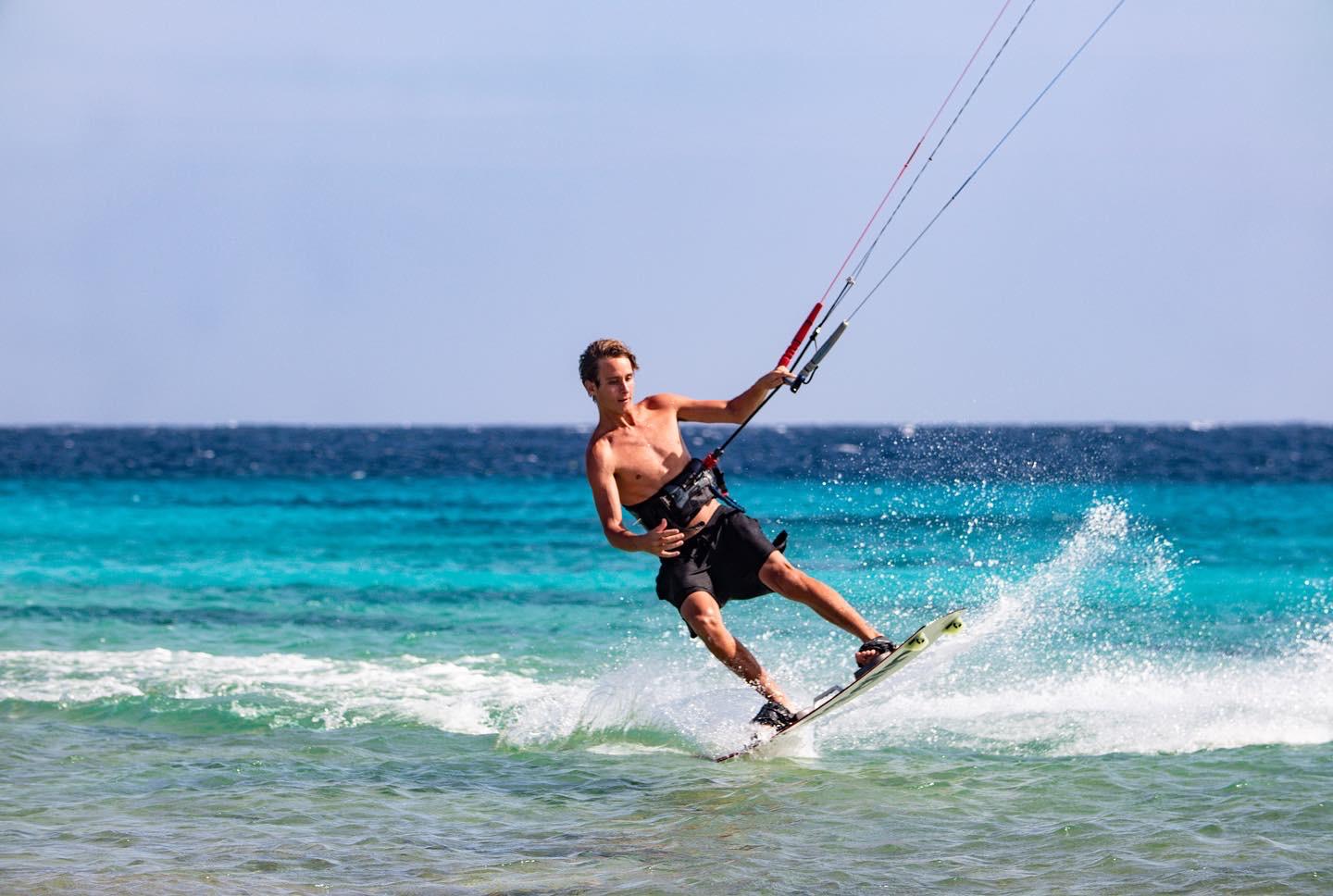 Kitesurfing